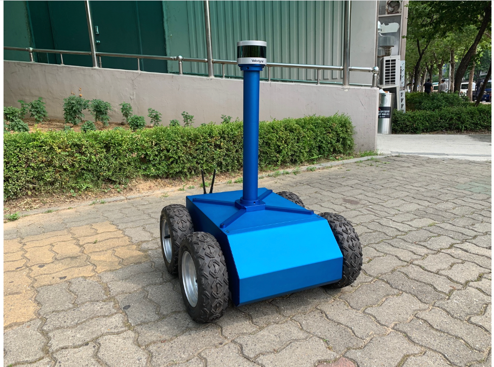 개발용 4륜 샤시에 LiDAR SLAM 네비게이션 기능 적용한 프로토타입